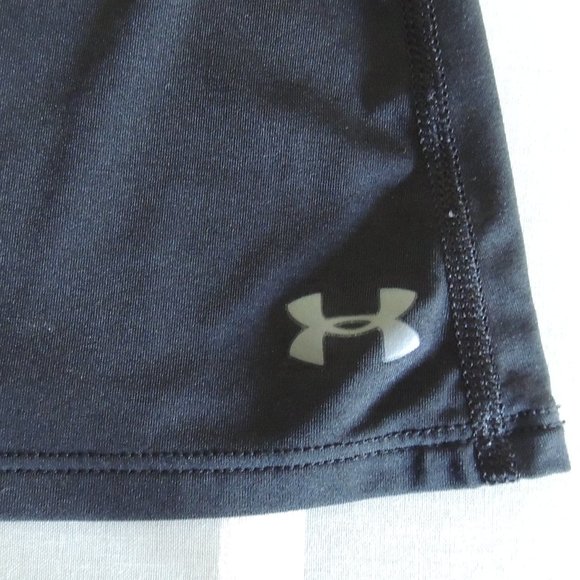 Black UA Singlet - Picture 4 of 4